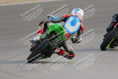 media/Dec-17-2022-SoCal Trackdays (Sat) [[224abd9271]]/Turn 10 Backside (120pm)/